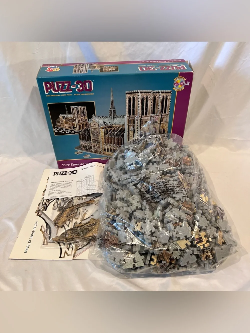 Wrebbit PUZZ-3D Notre Dame Cathedral 952 Piece Complete Puzzle